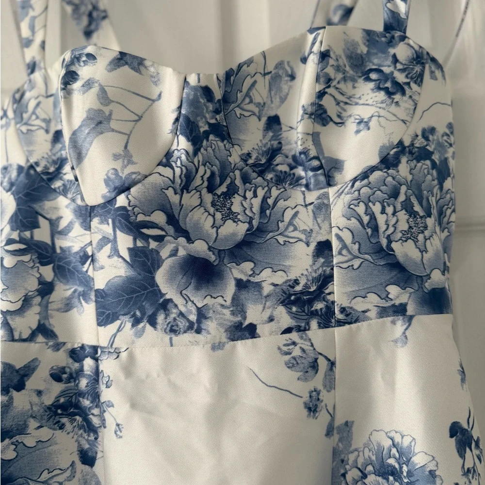 ALFRED SUNG Blue Floral Lace Up A-Line Gown - Picture 6 of 16